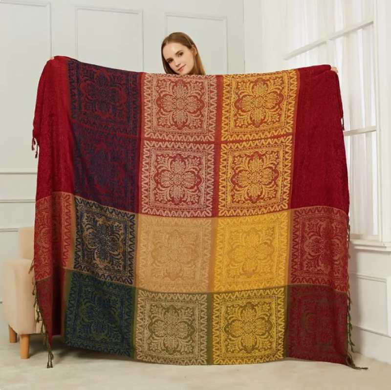 "Ubetinget" Boho-vevd Pledd med Dusker