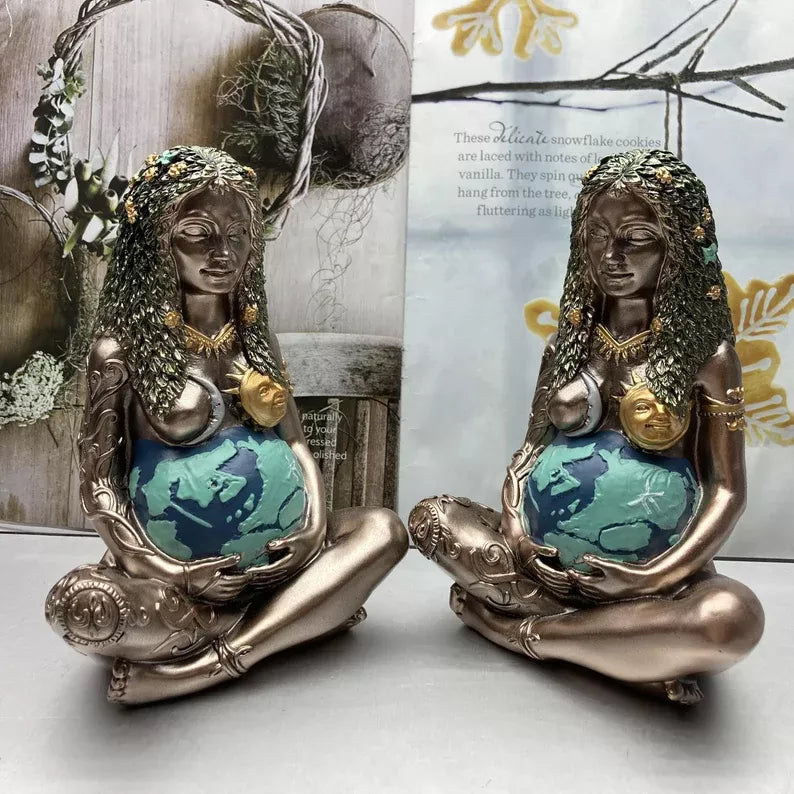 STATUE AV MODER JORD - Kosteppe