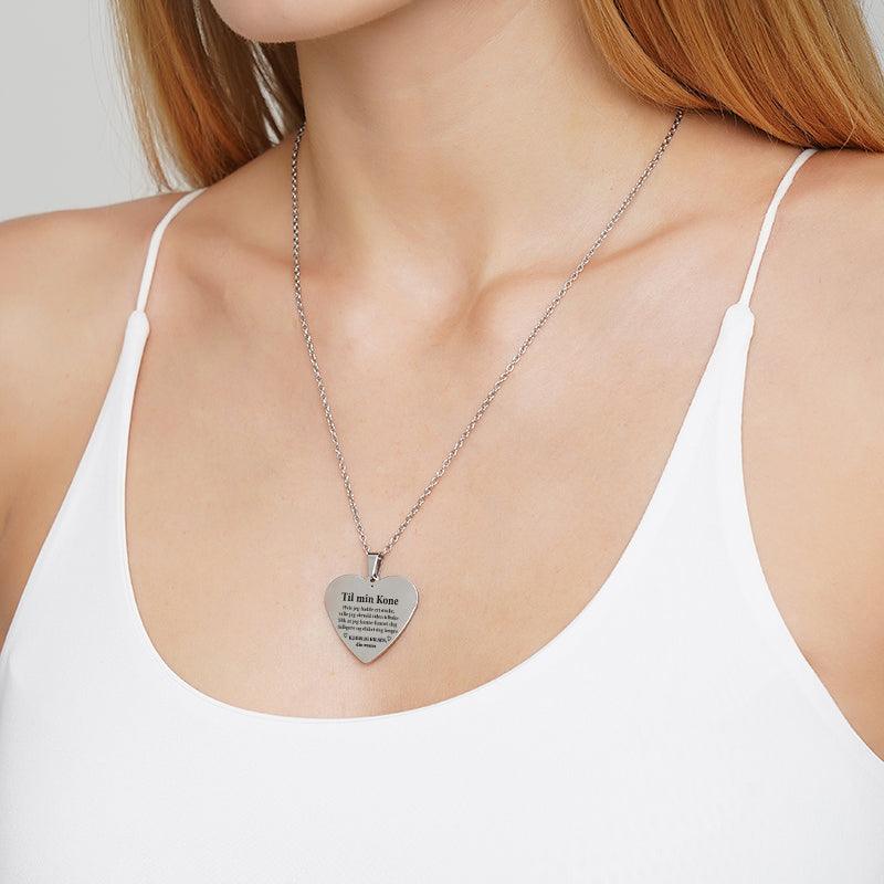 Hvor mye du betyr for meg - Hjerteanheng gravert fra mann til kone - Kosteppe