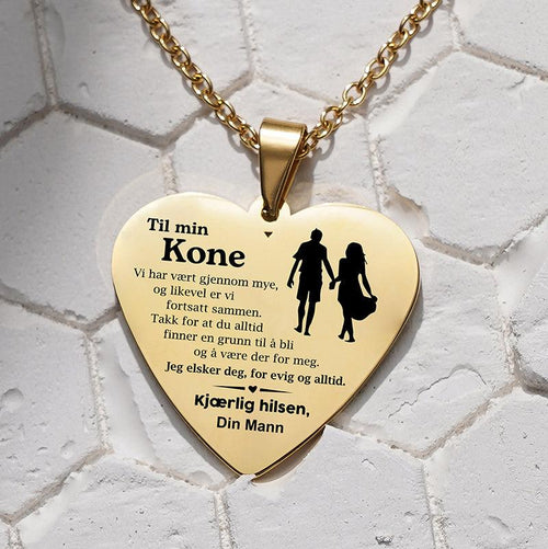 Lykken er nær - Hjerteanheng gravert fra mann til kone - Kosteppe