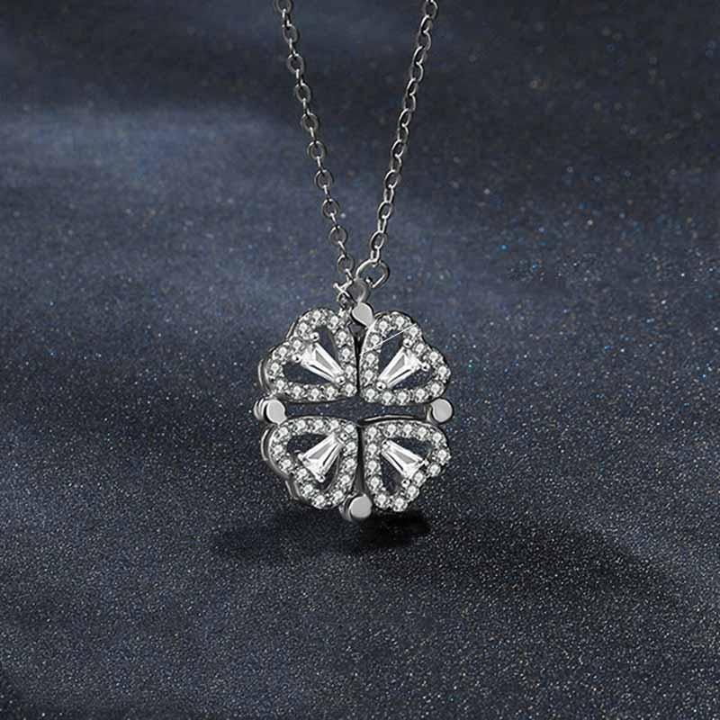 LUKSUS HALSKJEDE MED 4 HJERTER - Kosteppe