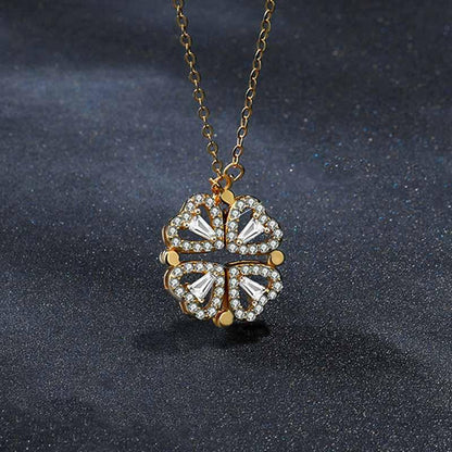 LUKSUS HALSKJEDE MED 4 HJERTER - Kosteppe