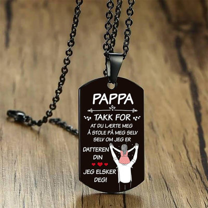 Jeg er stolt av deg – Anheng gravert fra datter til far - Kosteppe