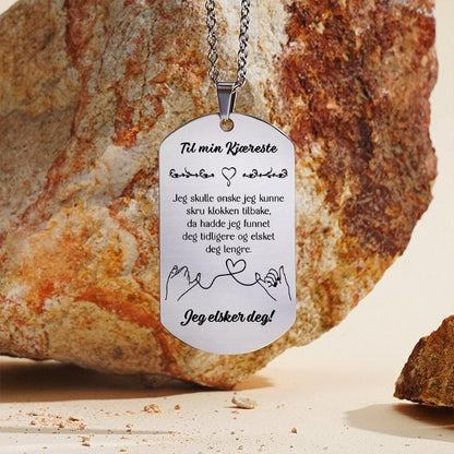 Vi er bundet av skjebnen – Anheng gravert til en kjæreste - Kosteppe